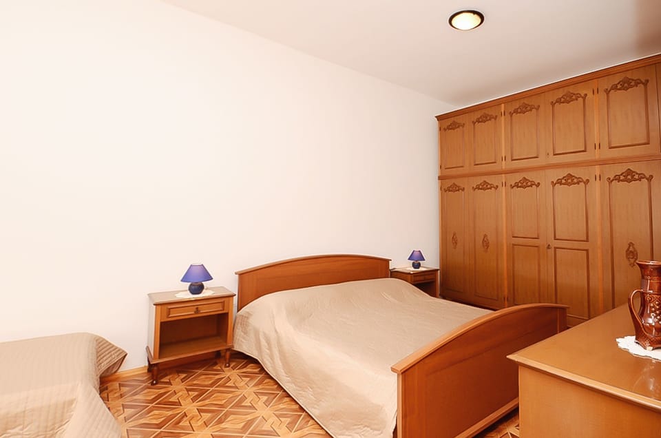 2 bedrooms, free WiFi