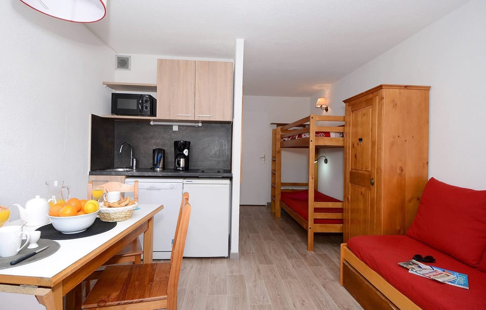 Relax in the gorgeous open-concept living space which adjoins with the dining area.
