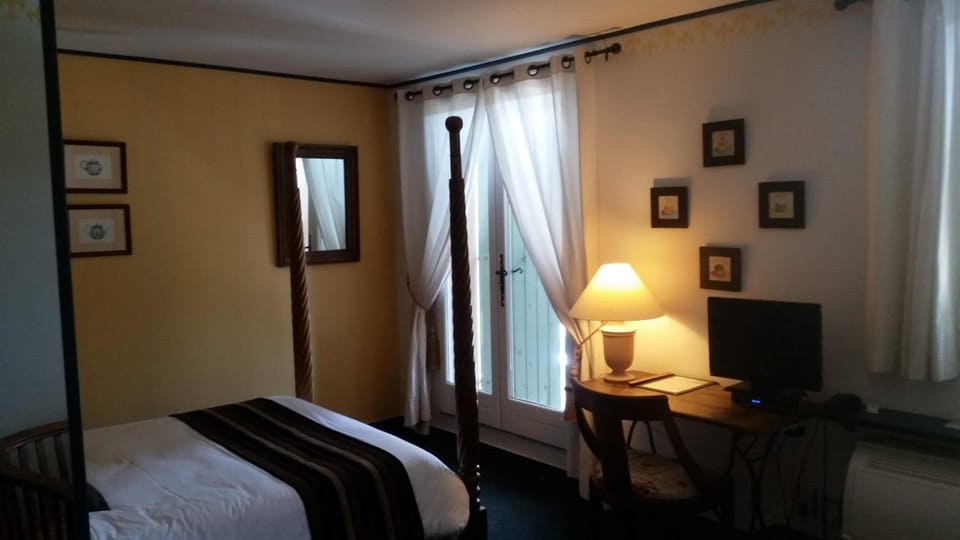 7 bedrooms, in-room safe, individually decorated, individually furnished
