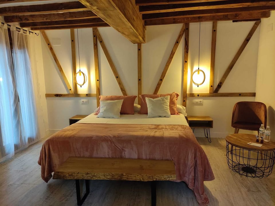 Room, 1 Queen Bed, City View | Minibar, desk, laptop workspace, soundproofing