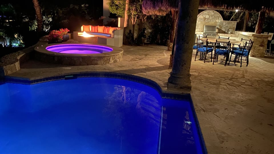 Pool, hot tub, fire pit and outdoor kitchen