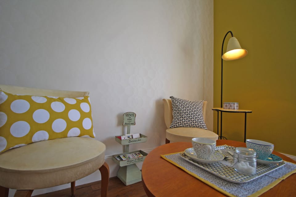 Chambre Vintage | Coffee and/or coffee maker