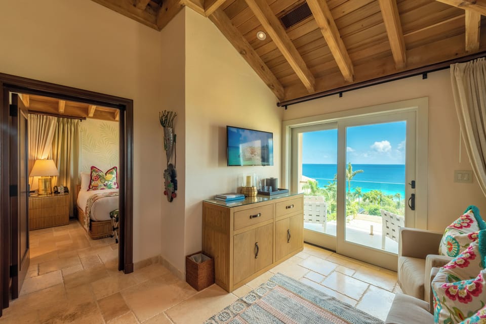 Junior Penthouse | Beach/ocean view