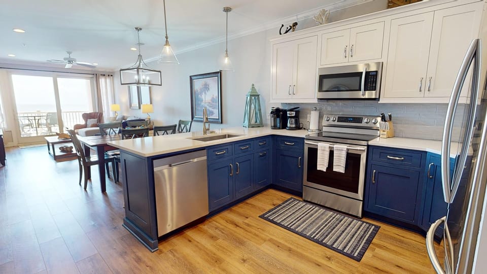 203-Ocean-Pointe-Villas-Kitchen