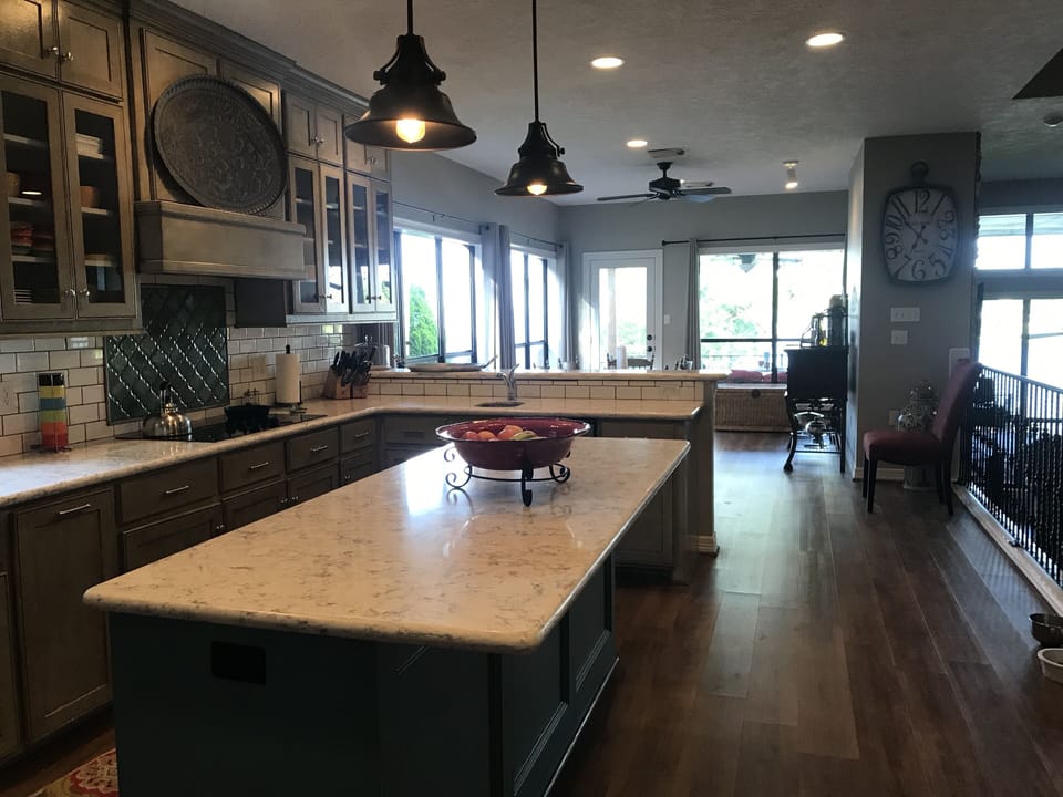 Views everywhere!  
5 burner stovetop,  blender, food processor, toaster,