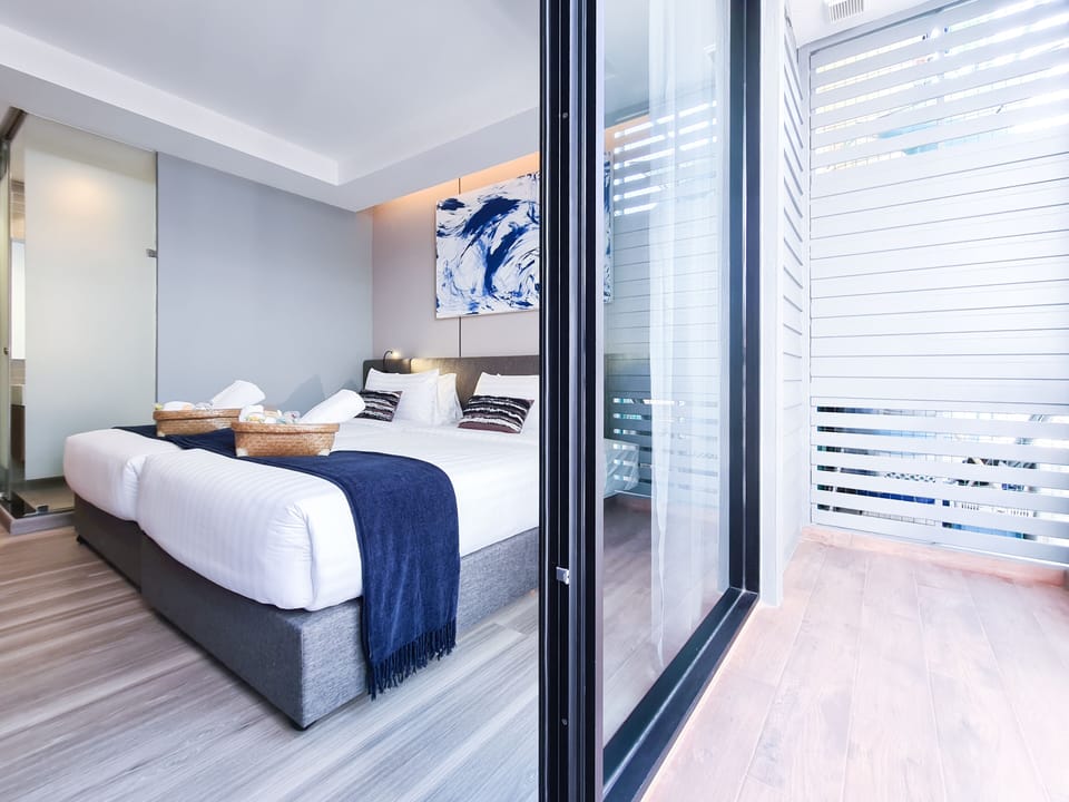 Deluxe Double or Twin Room | Iron/ironing board, free WiFi, bed sheets