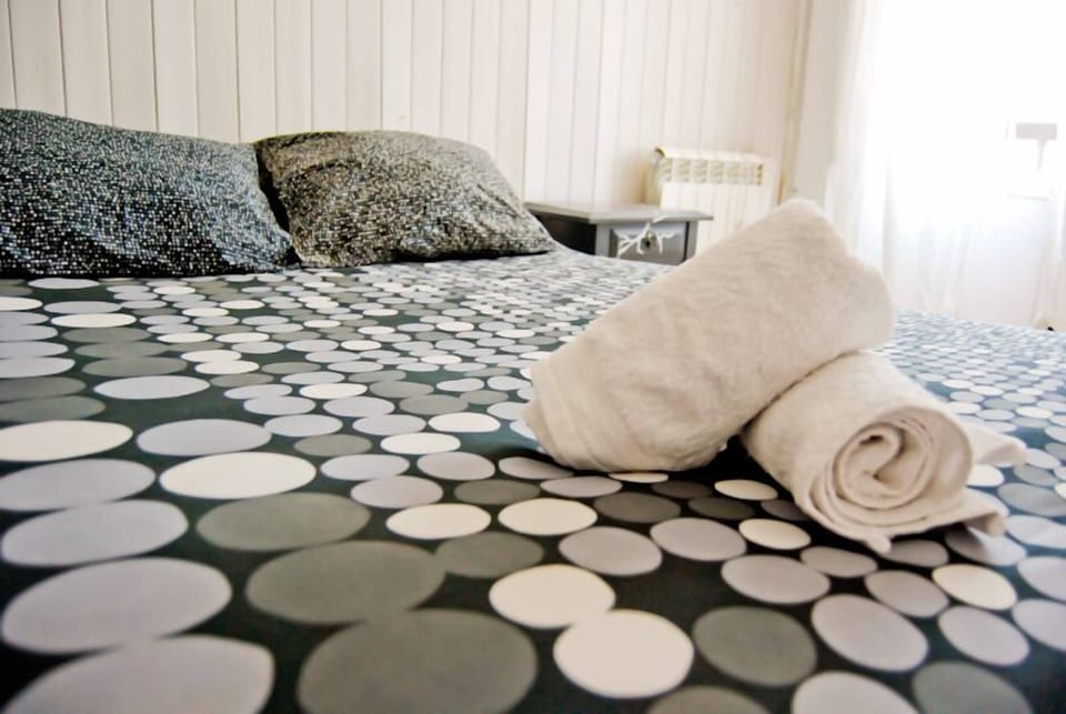 Double Room | Rollaway beds, free WiFi, bed sheets