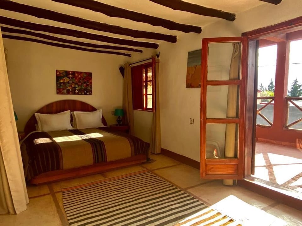 Suite (Argan) | Individually decorated, individually furnished, blackout drapes