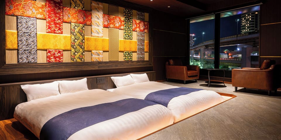 Club Twin Room | Down comforters, WiFi (free), bed sheets