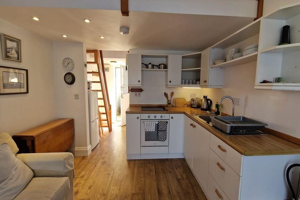 kitchenette