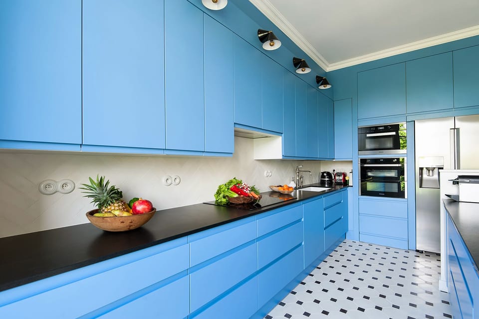 Fully equipped cook's kitchen - everything you need for a gourmet feast!