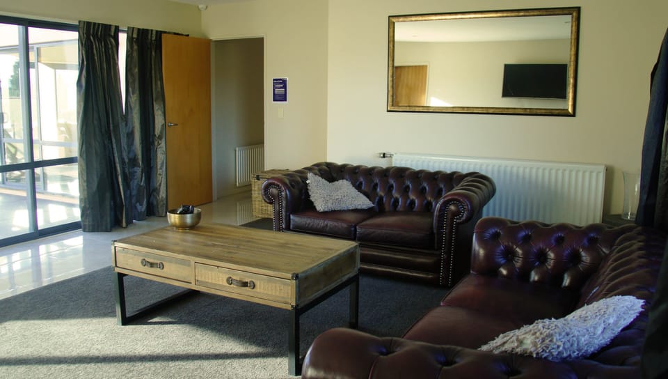 Shower, free toiletries, hair dryer, bathrobes