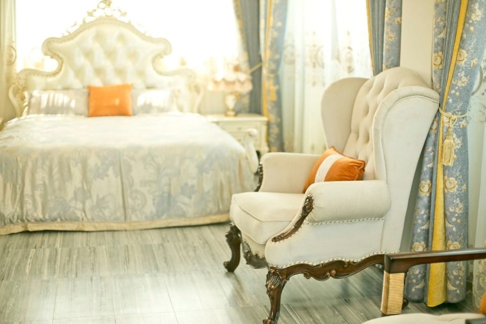 Select Comfort beds, desk, blackout drapes, free WiFi
