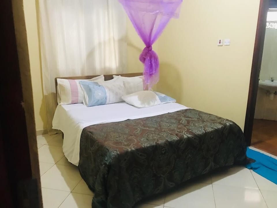 Double Room | Iron/ironing board