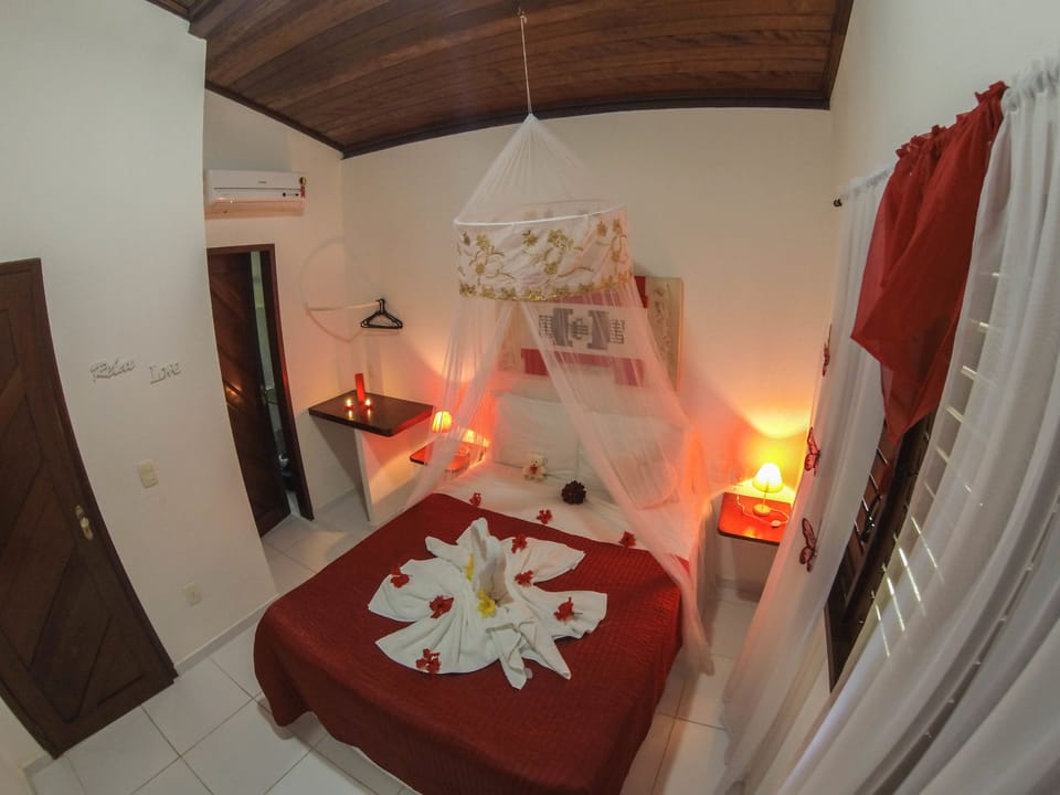 Double Room | Minibar, individually decorated, individually furnished, free WiFi