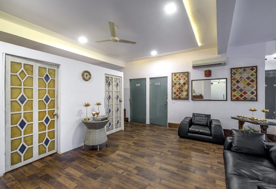Turkish bath, body treatments, deep-tissue massages, Swedish massages