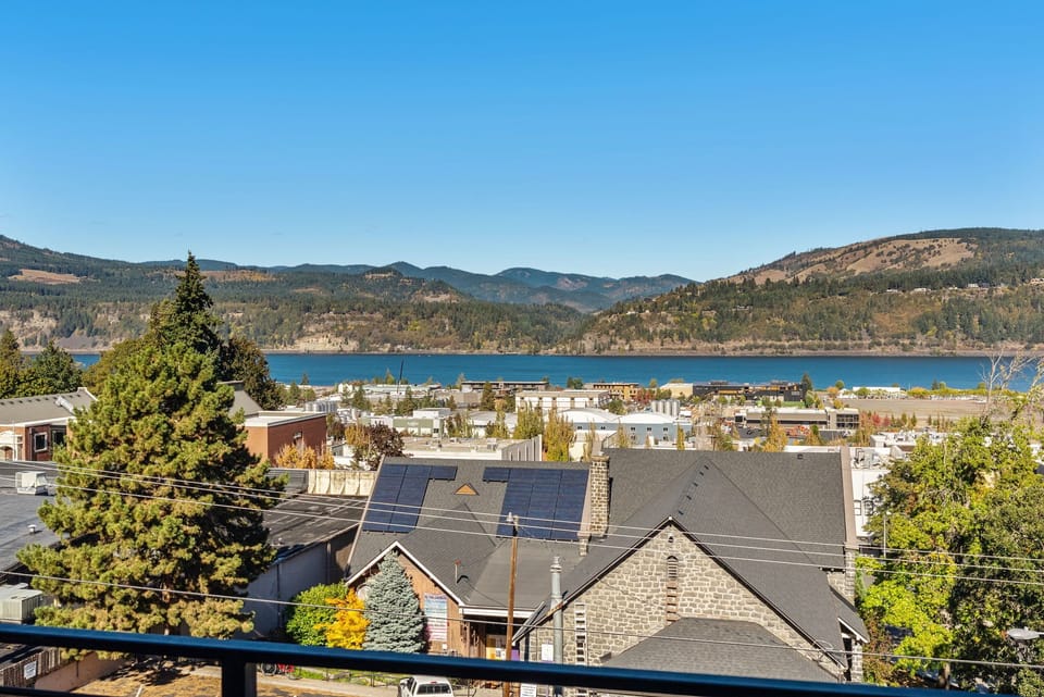 23-web-or-mls-317_Sherman-823
