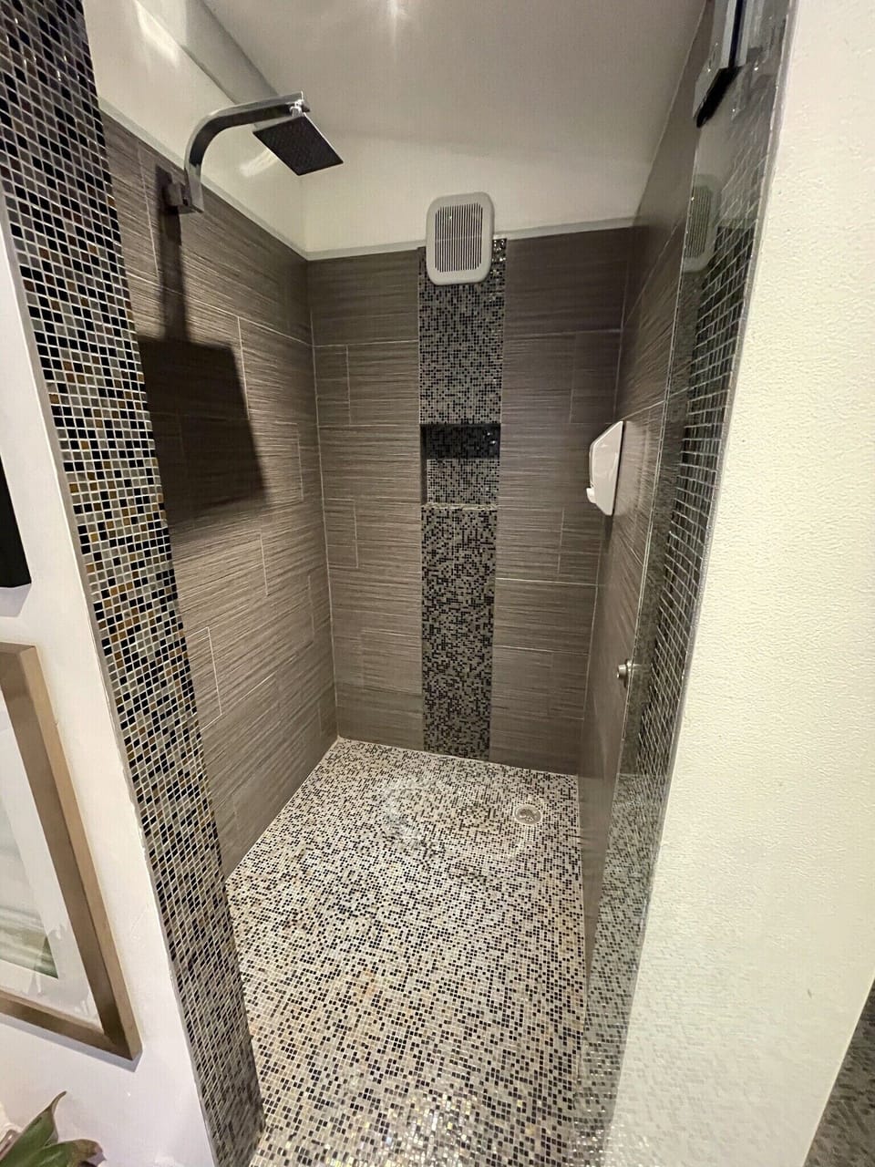 5’x6’ shower 