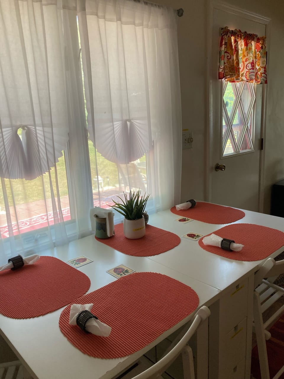 Dining area. 