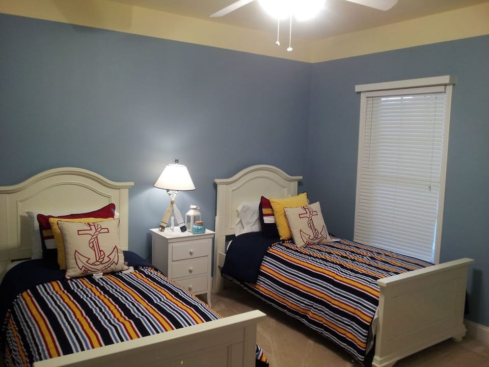 Bedroom with twins