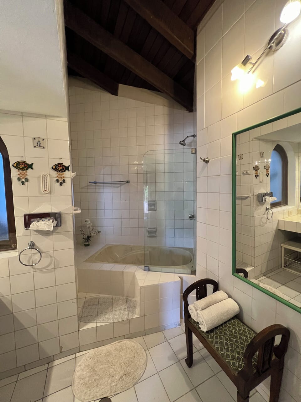 Superior Double Room, 1 Queen Bed | Bathroom
