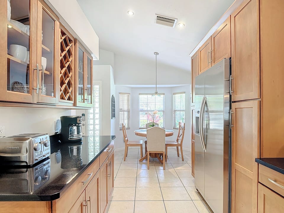 Kitchen with Bonus Nook Area