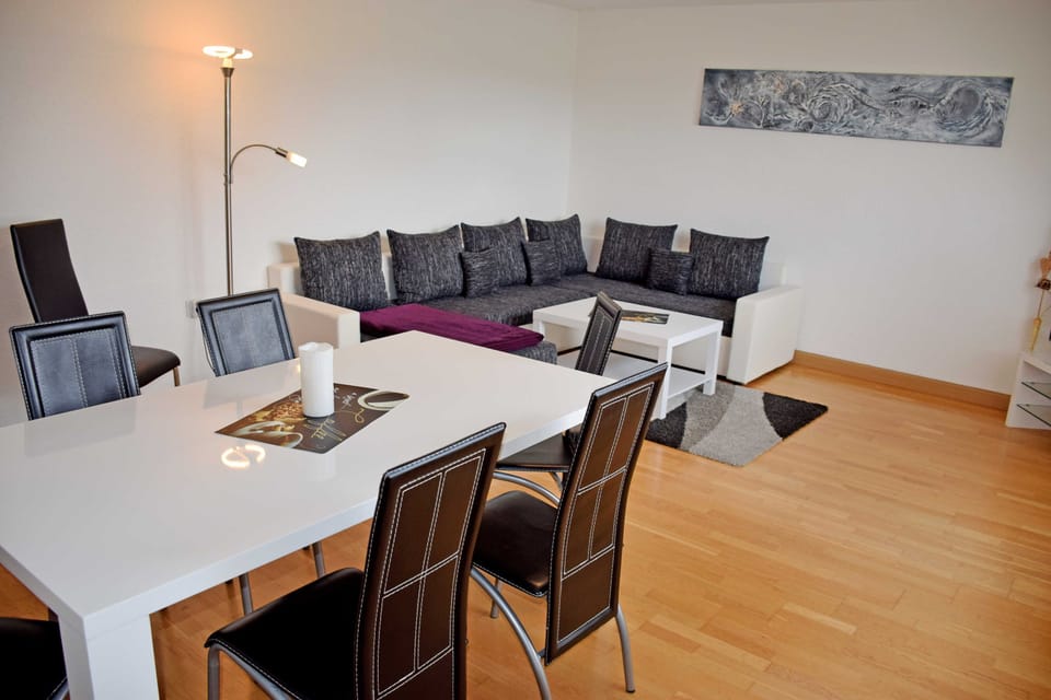 House Meeresgeflüster (R) - holiday house Meeresgeflüster Apartment in Sellin