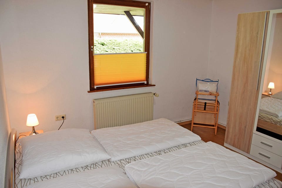 House Meeresgeflüster (R) - holiday house Meeresgeflüster Apartment in Sellin