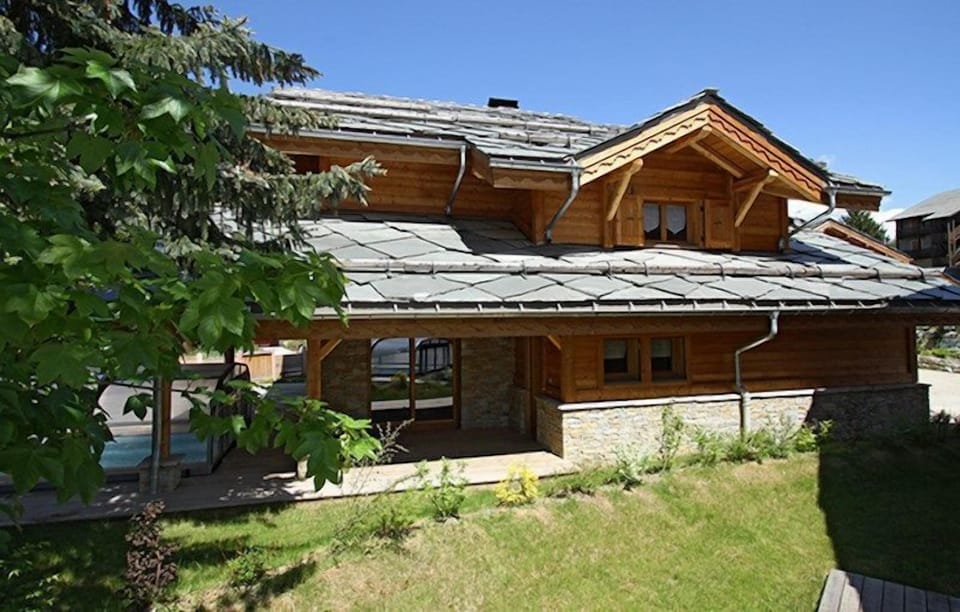Retreat to your home away from home!