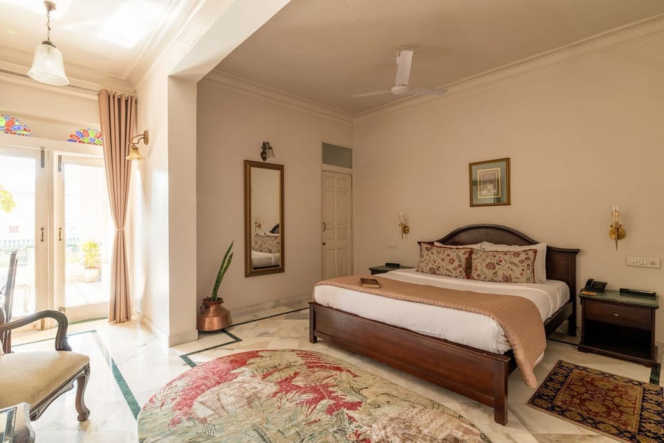 Super Deluxe | In-room safe, desk, iron/ironing board, rollaway beds