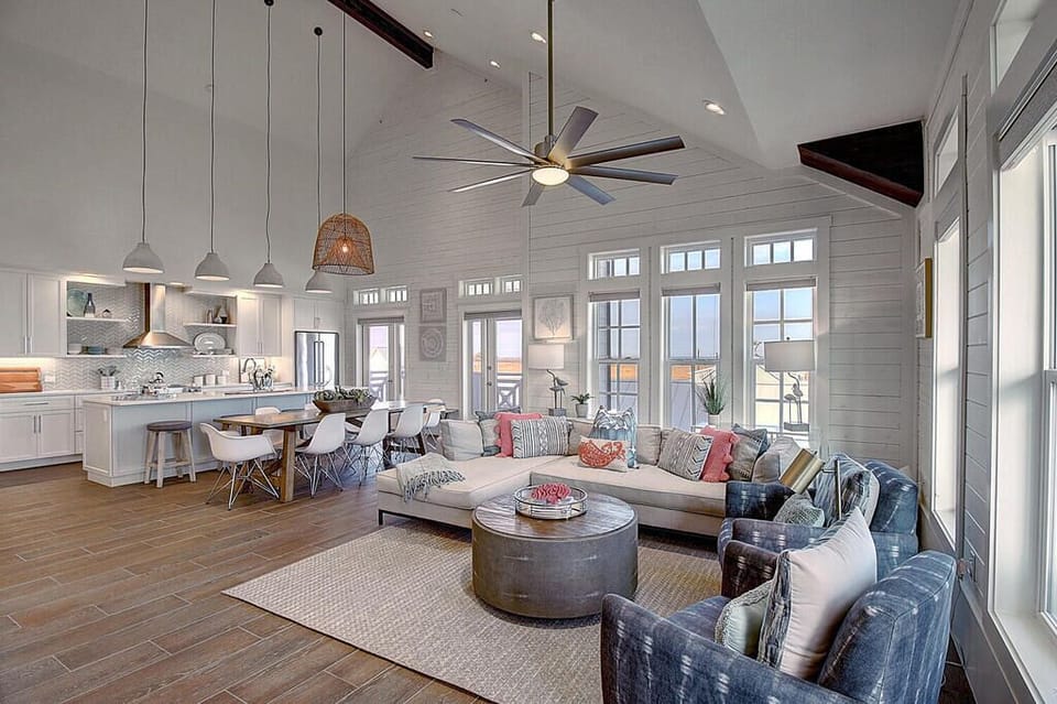 Living Room, 3rd Floor