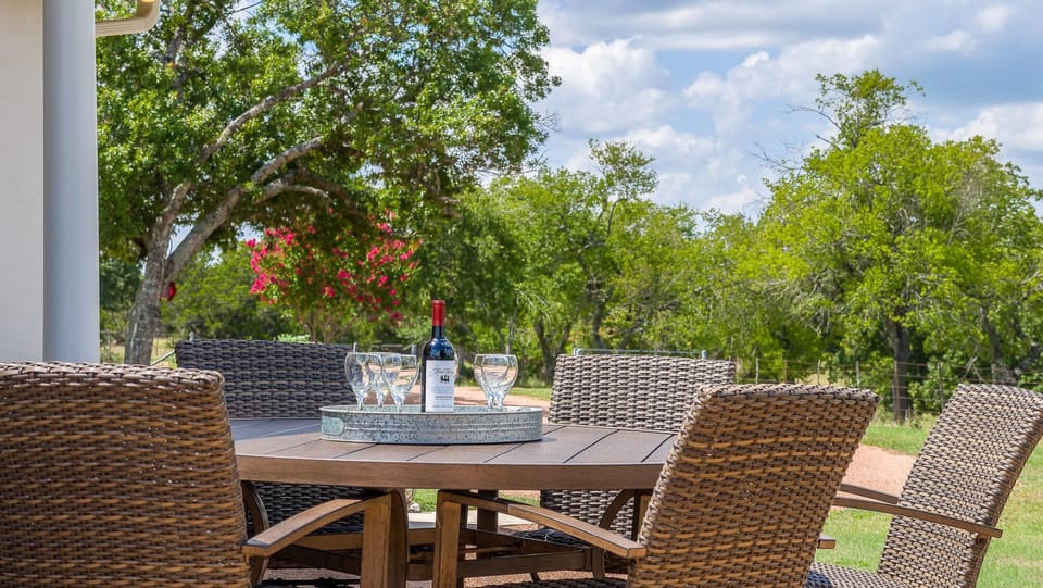 Lucky Star Ranch Guesthouse