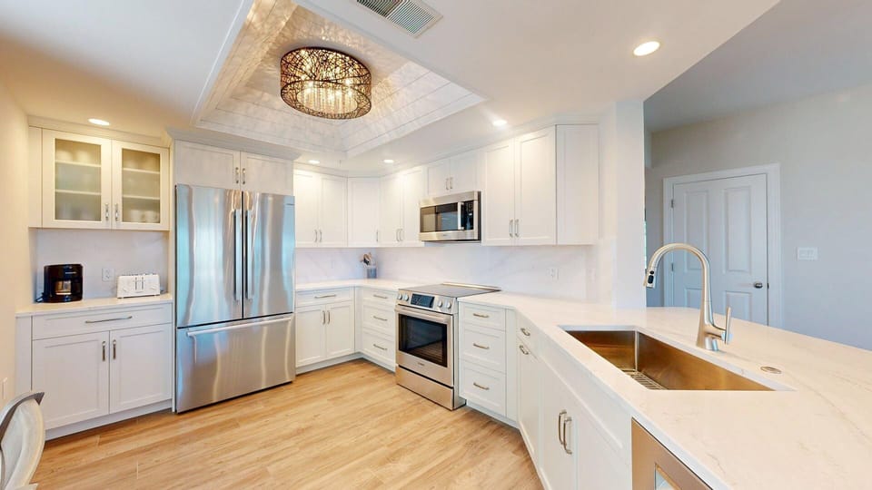 Fully Stocked Kitchen