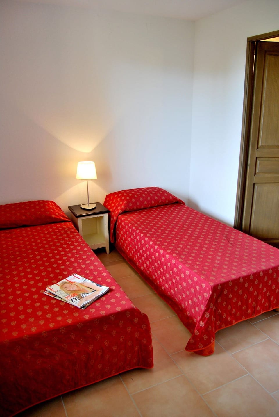 Get a peaceful night sleep in our cozy bedroom which has 2 Single beds which can be put together into a Double bed.