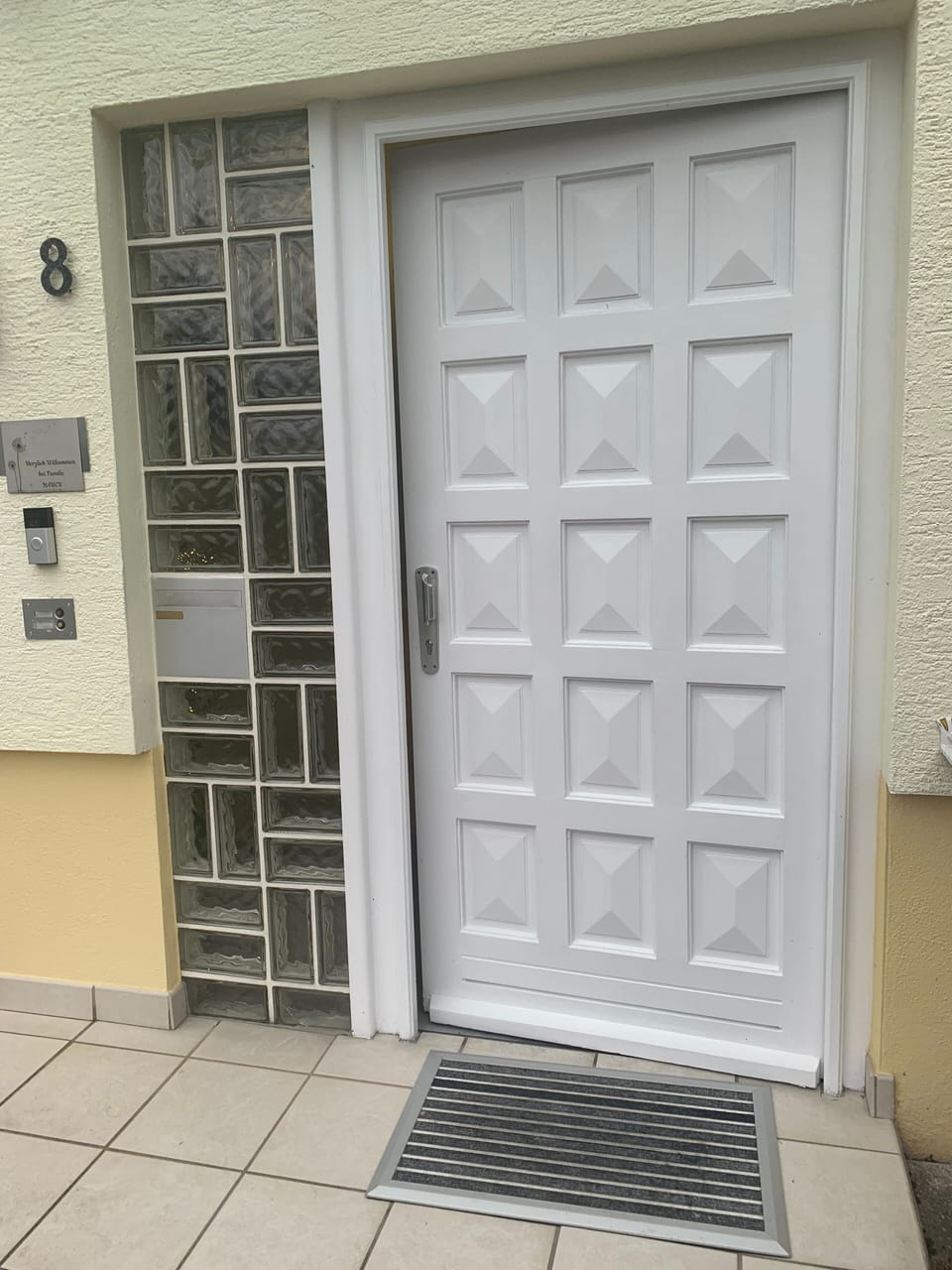 House on the outskirts - Apartment, 50sqm, max. 4 people Bed and Breakfast in Ringsheim
