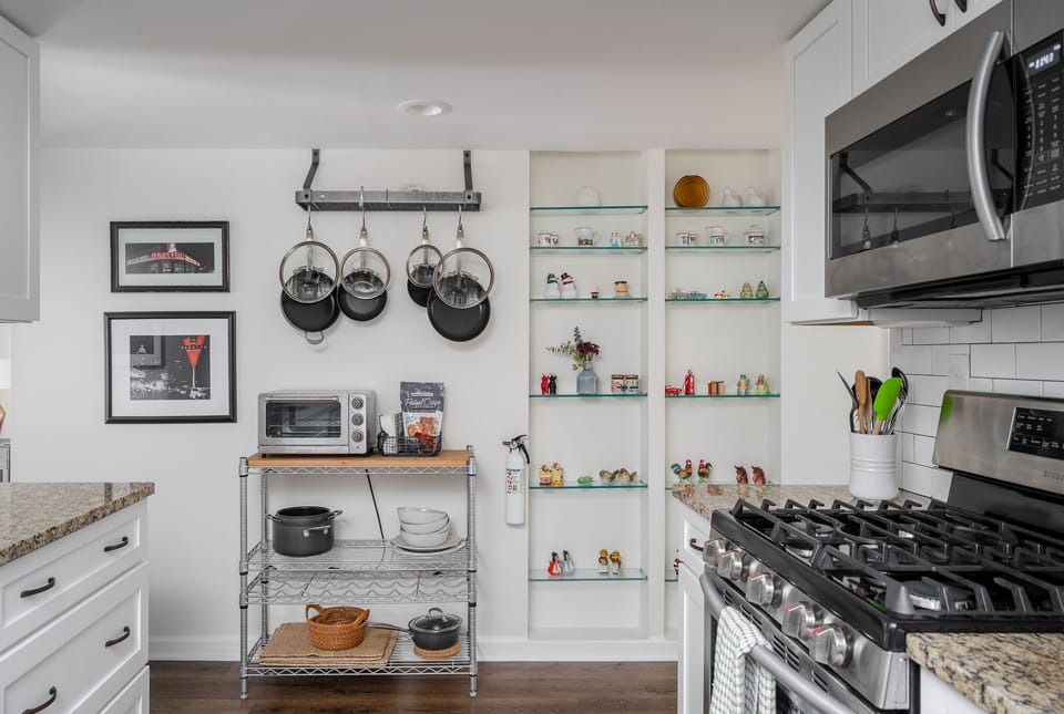 Well-supplied kitchen