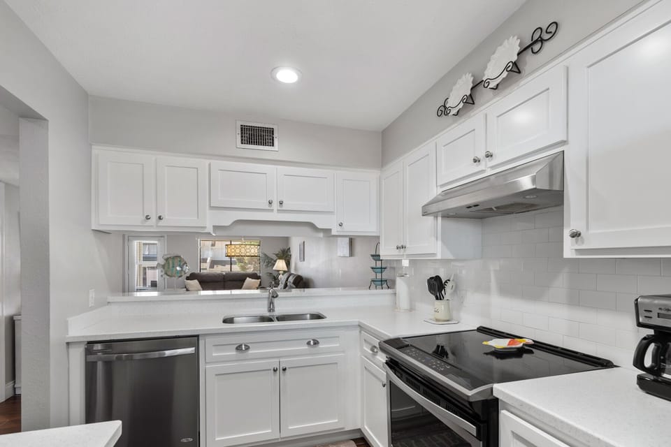 Salty Kiss | 1st Floor | Kitchen Area