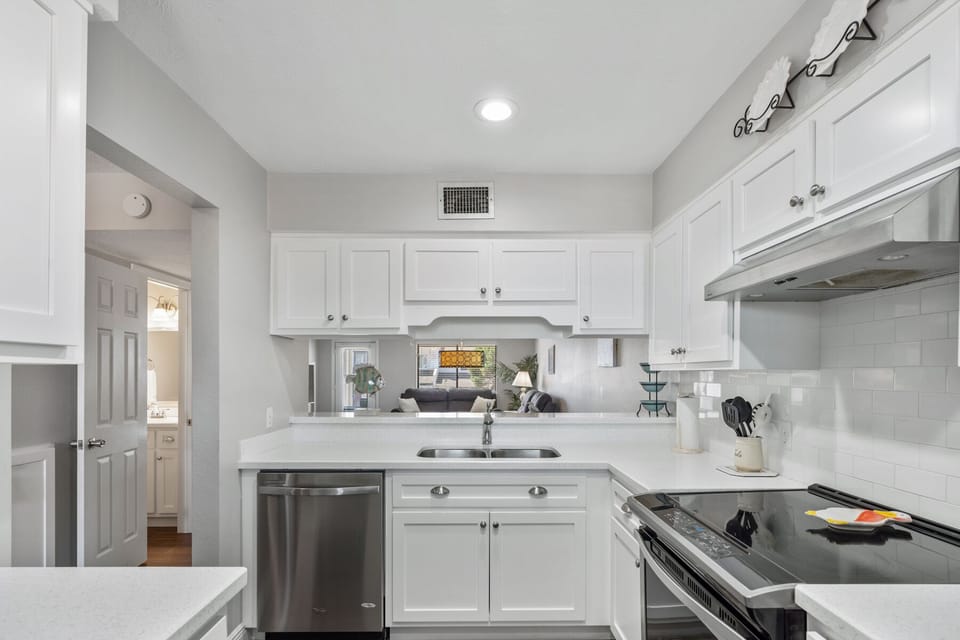 Salty Kiss | 1st Floor | Kitchen Area