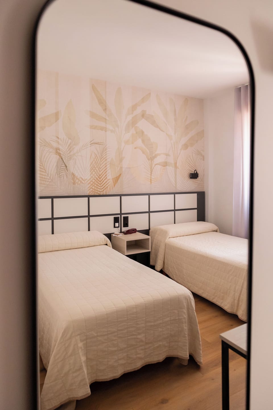 Superior Twin Room | In-room safe, desk, laptop workspace, soundproofing