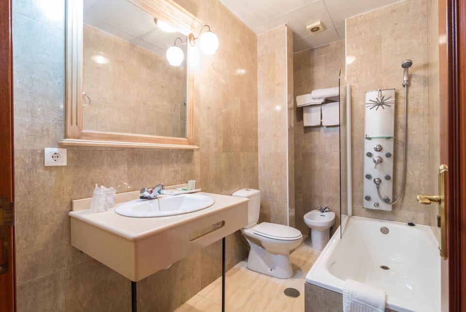 Hair dryer, bidet, towels