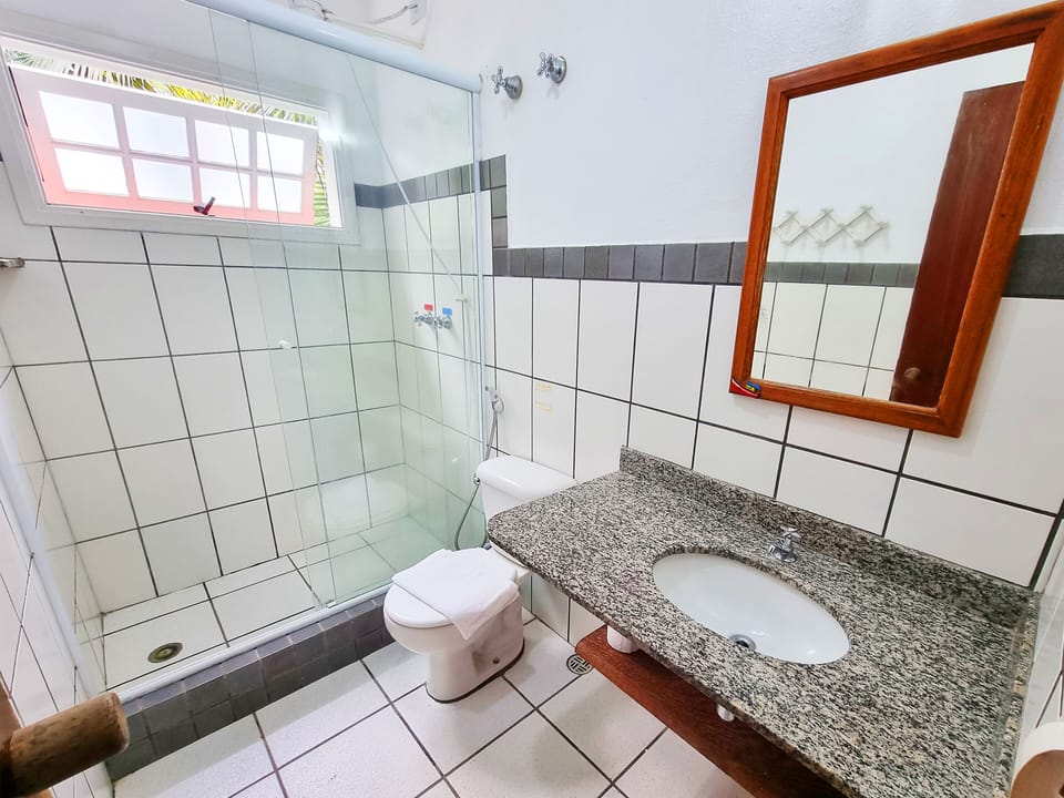 Shower, free toiletries, hair dryer, towels