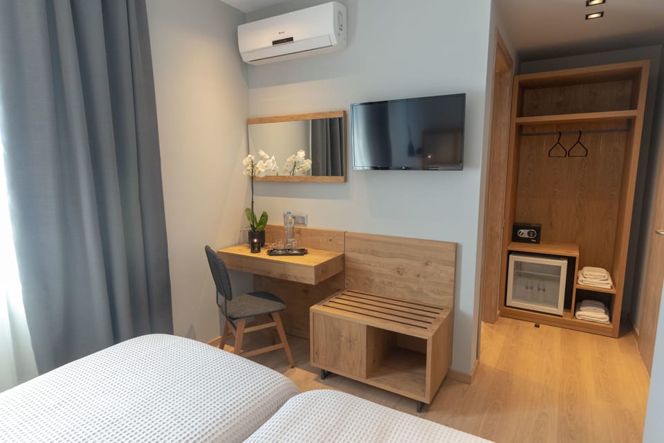Double or Twin Room, 1 Double or 2 Twin Beds | In-room safe, desk, free WiFi, bed sheets