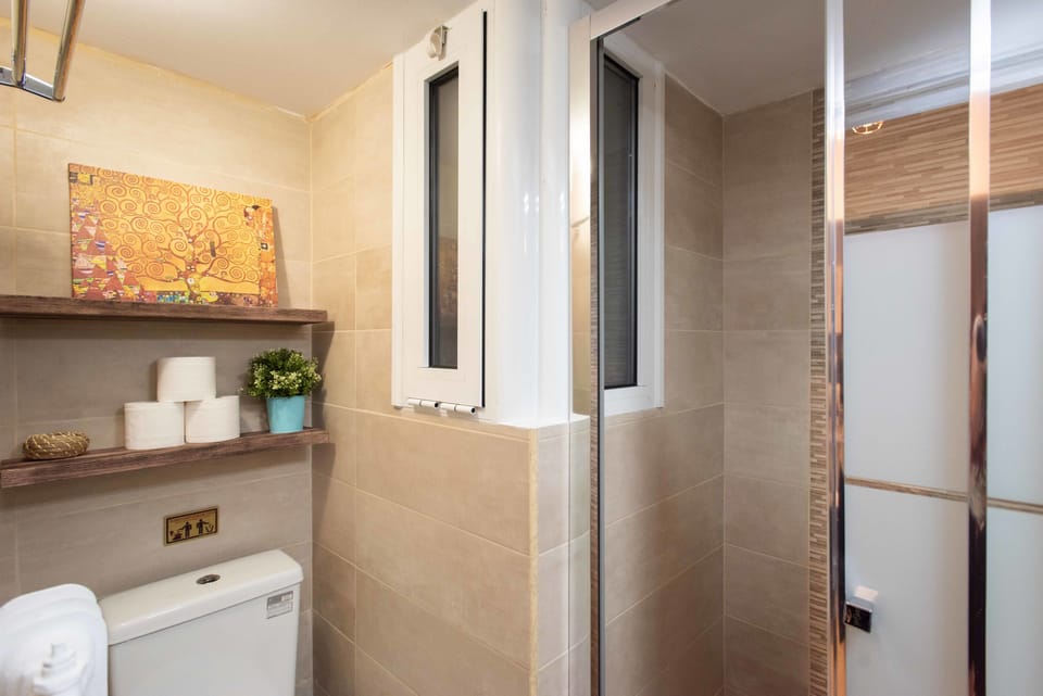 Blue Ark Stylish Athens Apartment in Athens