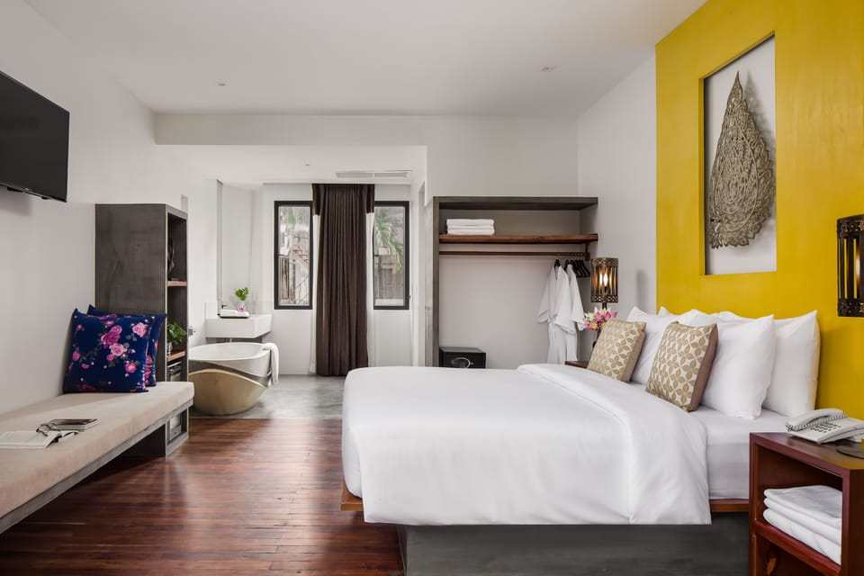 Egyptian cotton sheets, premium bedding, minibar, in-room safe