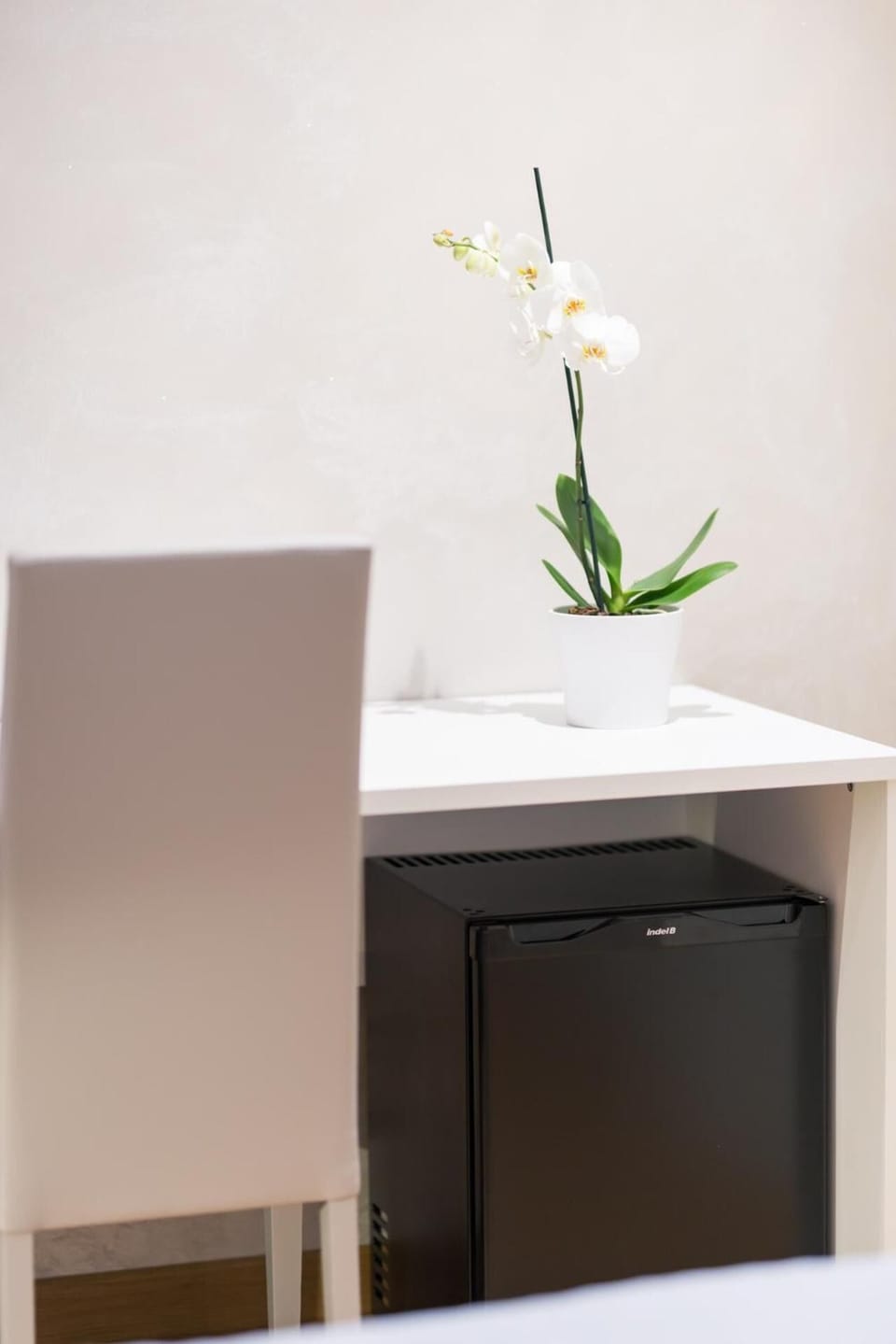 In-room safe, desk, laptop workspace, soundproofing
