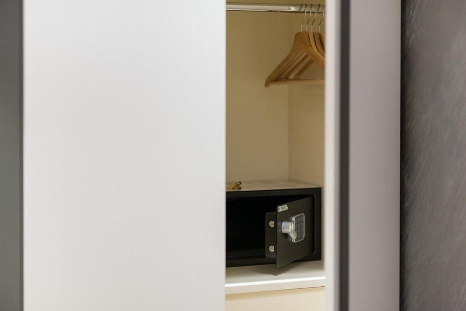 In-room safe, individually decorated, individually furnished, desk