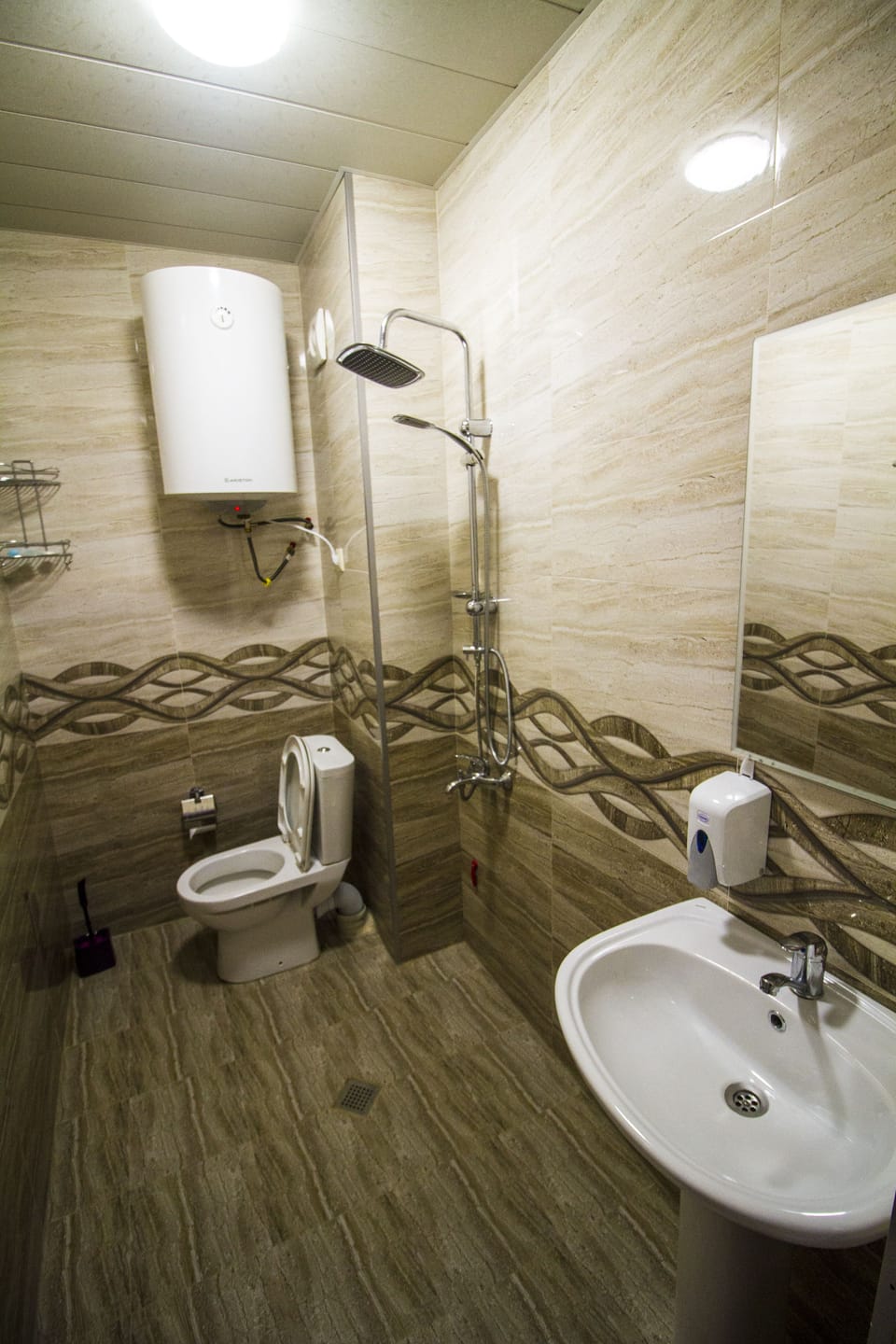 Room | Bathroom shower