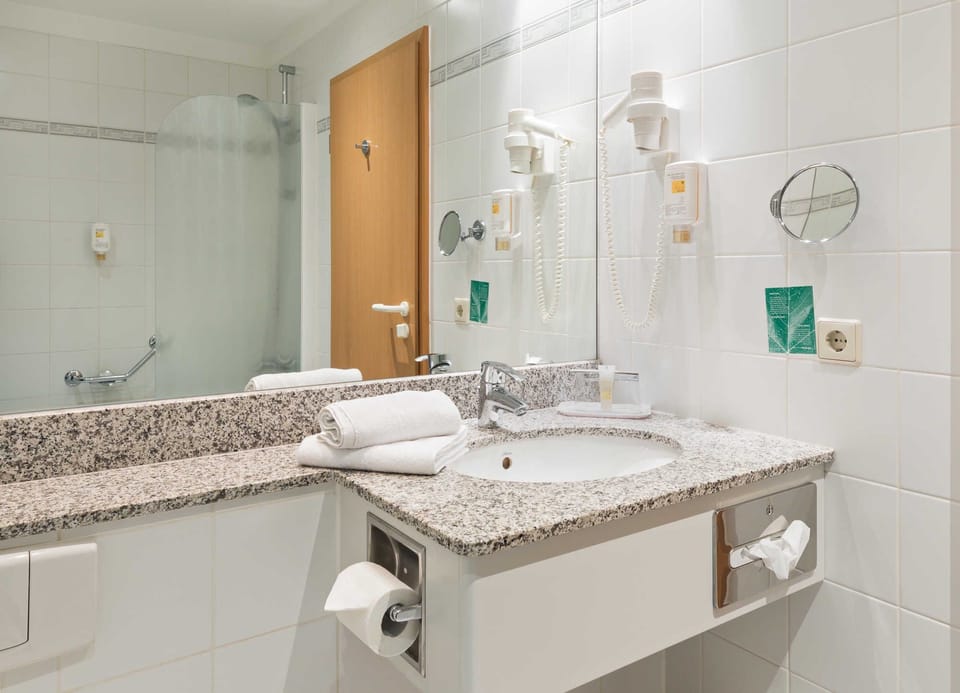 Double Room - Schwarzwaldhotel Gengenbach House in Offenburg