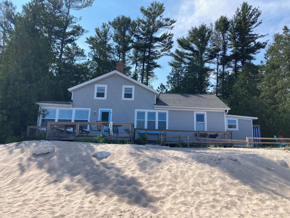 Cottage beachside