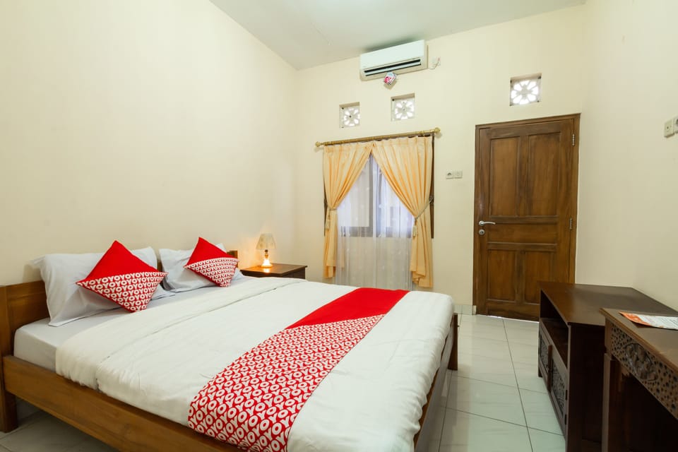 Standard Double Room | Desk, free WiFi, bed sheets